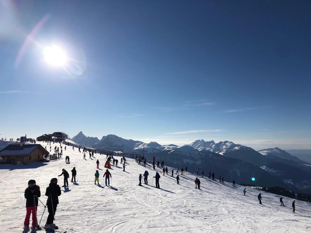 Appartement En Hyper Centre De Samoëns Екстериор снимка
